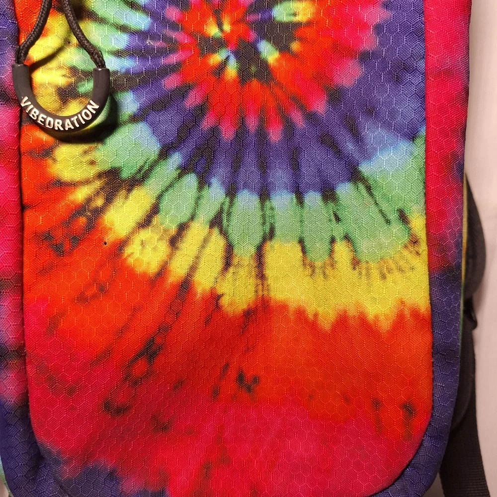 Vibedration Hydration Backpack w/o bladder - Rainbow Tie Dye